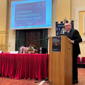 Dynamical Systems and Diffusion Models